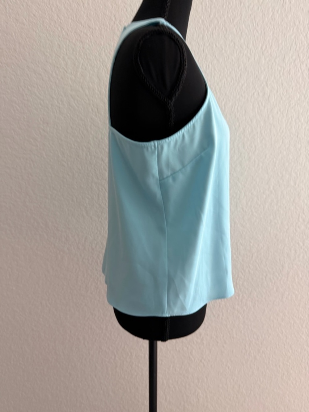 Amanda Uprichard Light Blue Sleeveless Blouse | Back Detail Designer Tank Top - Picture 3 of 7